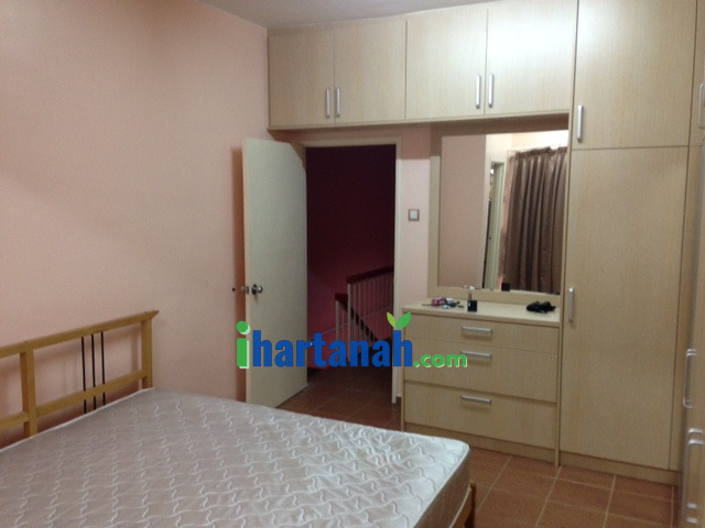 Shah Alam : Sri Mahligai