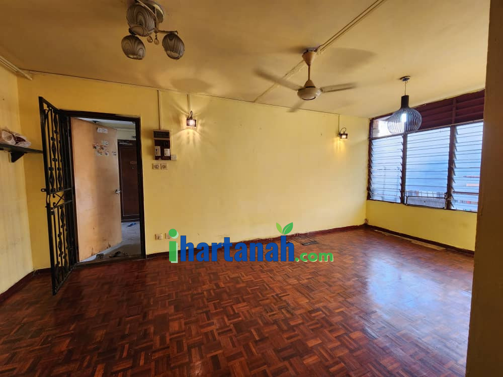 Shah Alam : Flat Seksyen 18