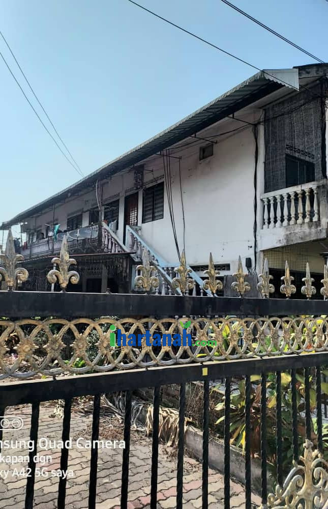 Selayang : Jln Utama Rumah Banglo