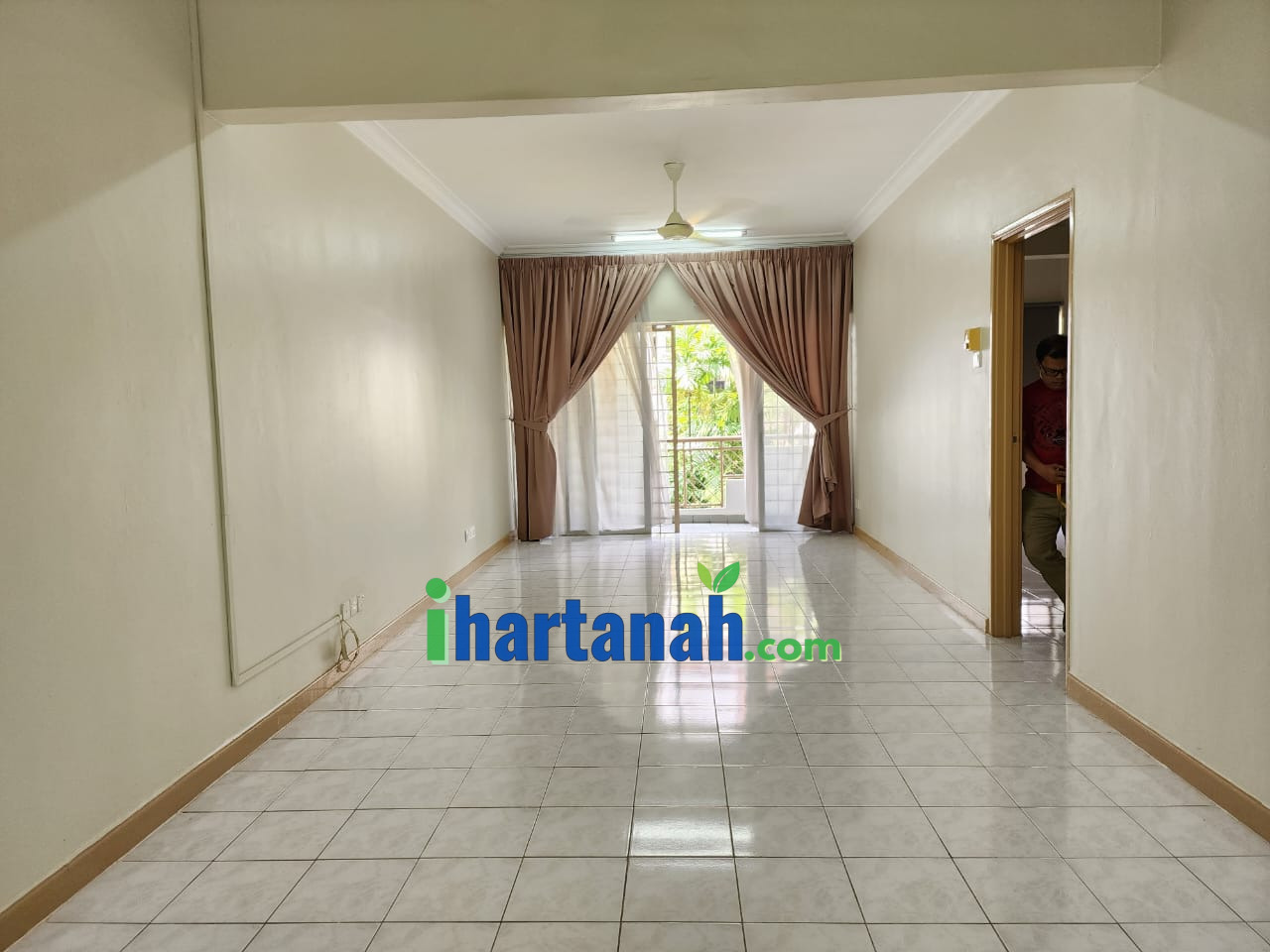 Sentul : Anjung Villa