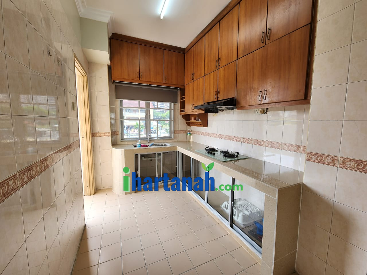 Sentul : Anjung Villa