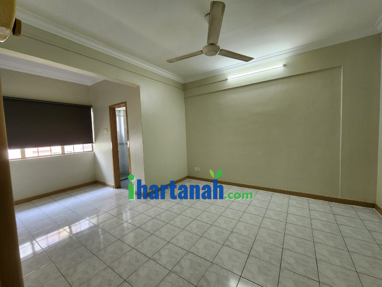 Sentul : Anjung Villa