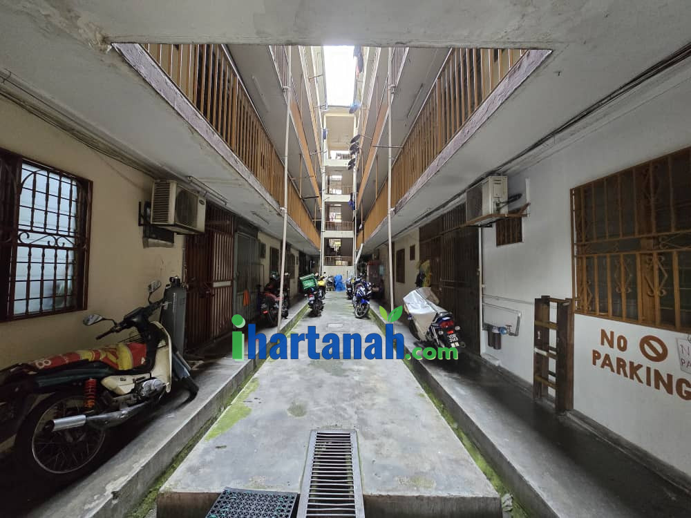 Seri Kembangan : Pangsapuri Taman Muhibbah