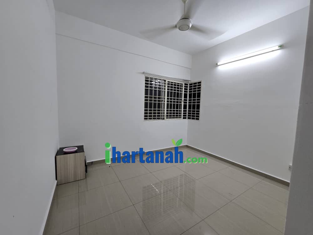 Shah Alam : Apartment Kemuning Aman