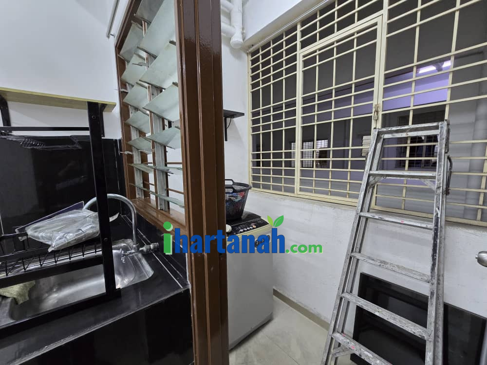 Shah Alam : Apartment Kemuning Aman