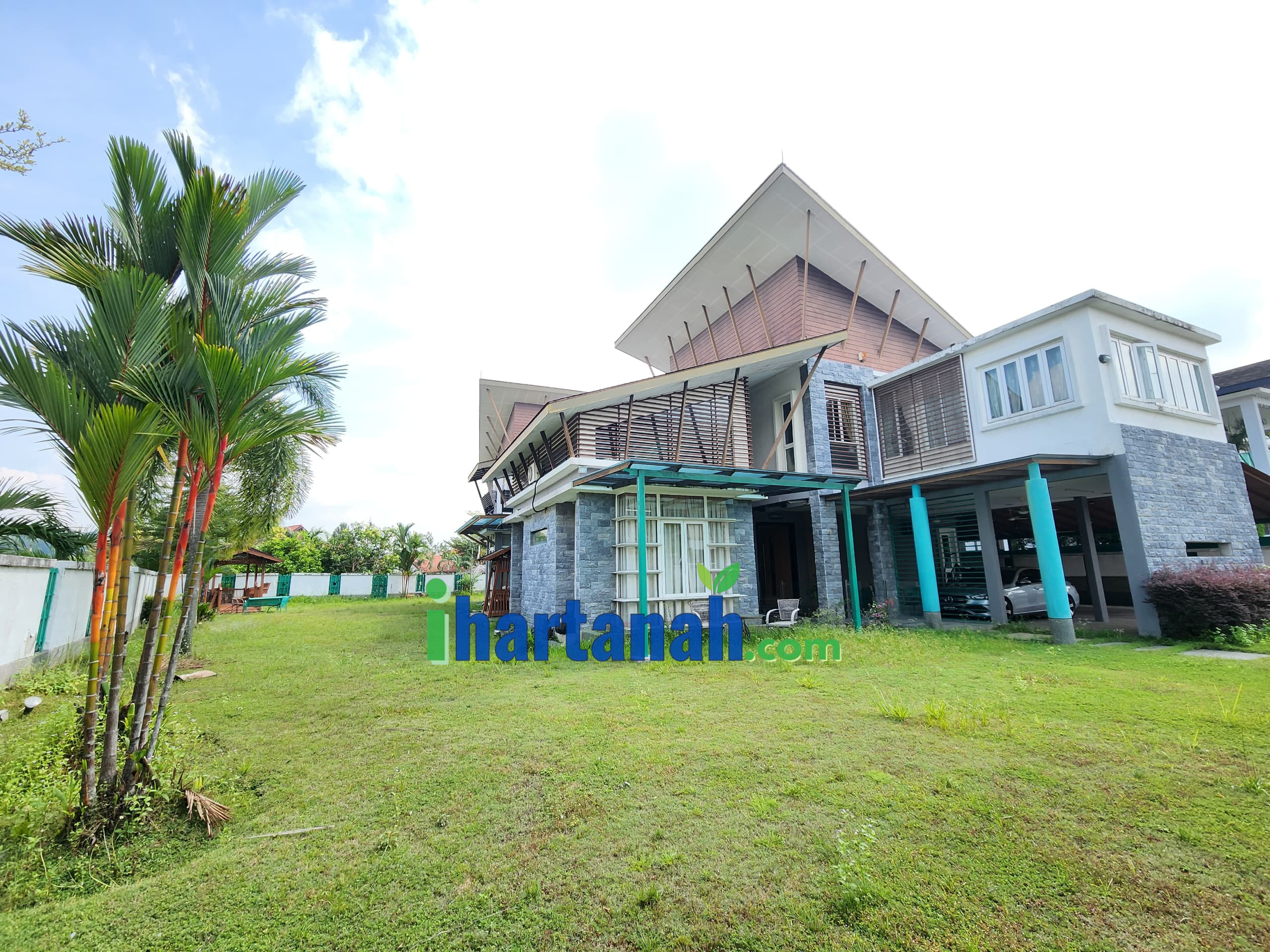 Shah Alam : Bungalow FORTE @ Jalan Titian, Bukit Jelutong