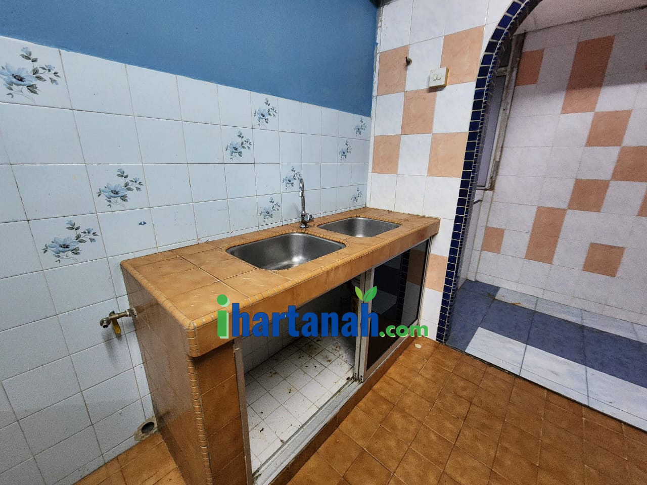 Shah Alam : Flat Seksyen 18