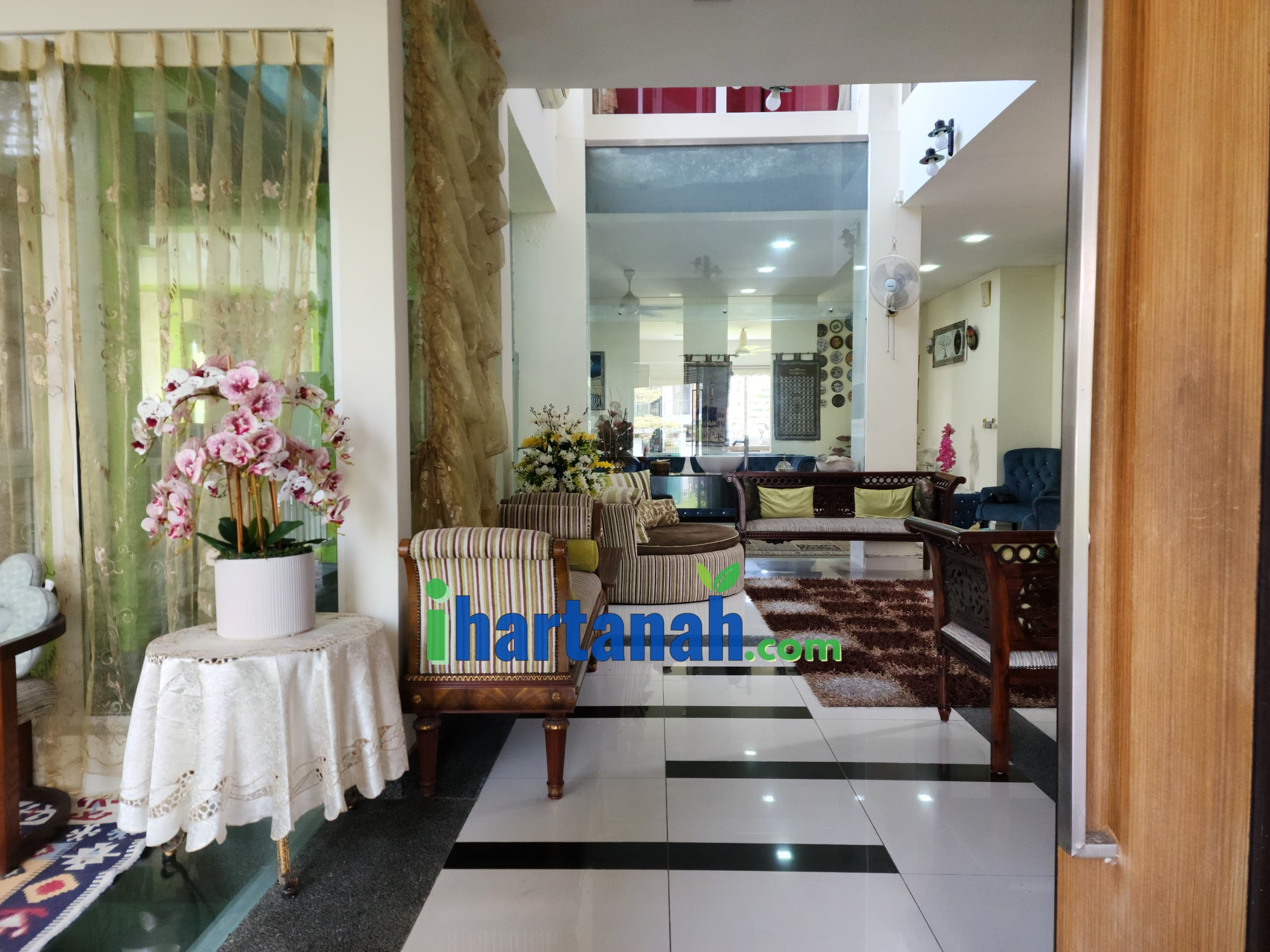 Shah Alam : Bungalow FORTE @ Jalan Titian, Bukit Jelutong