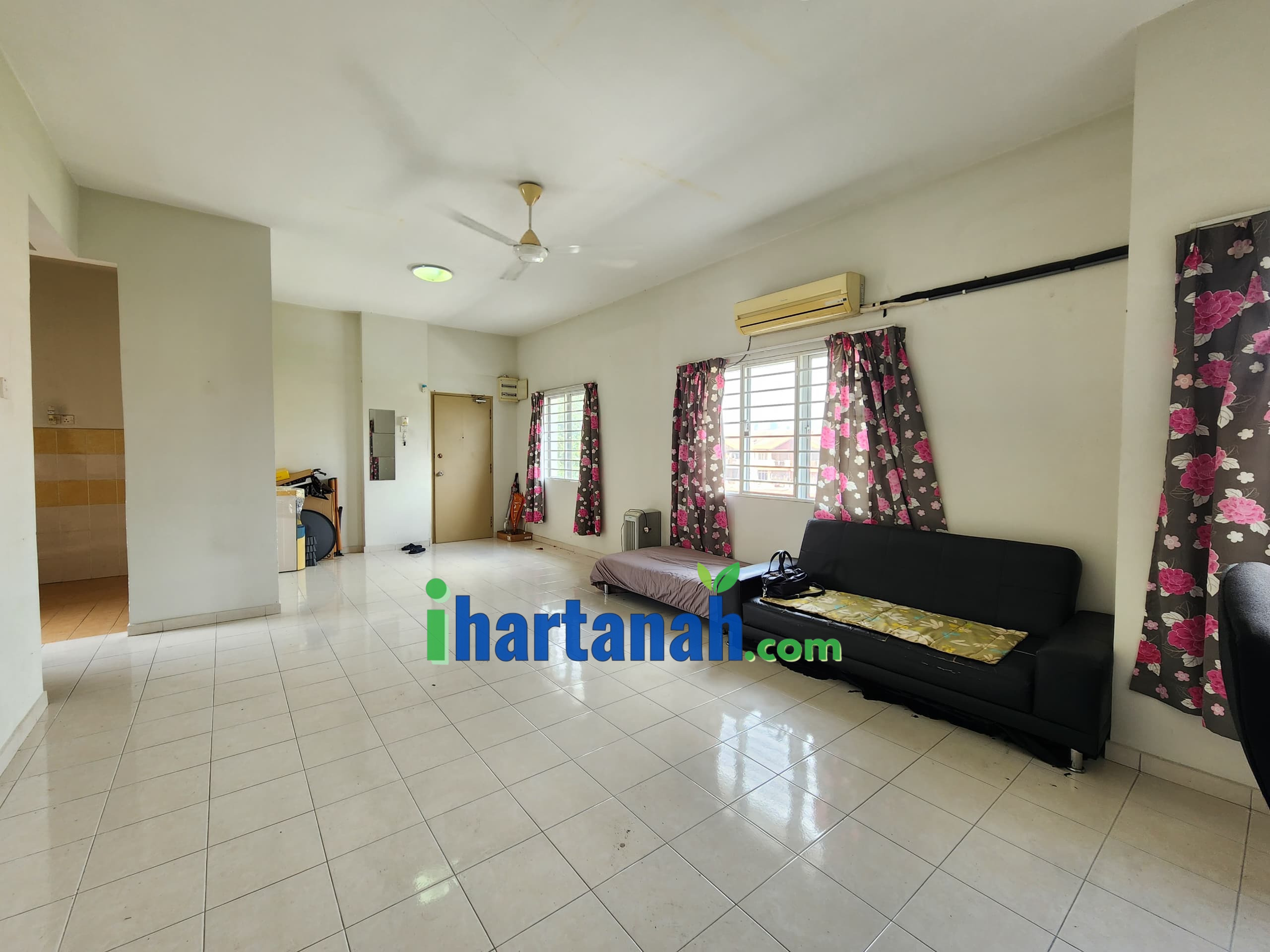 Ampang : Apt Indah Cempaka