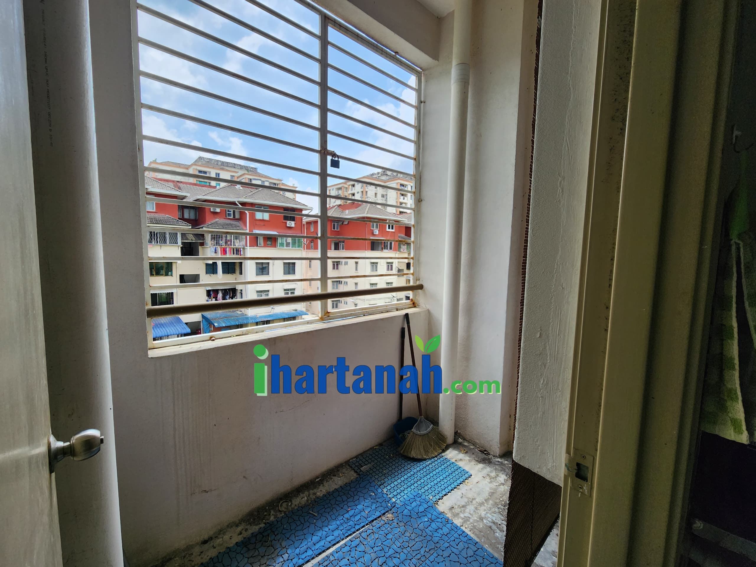 Ampang : Apt Indah Cempaka