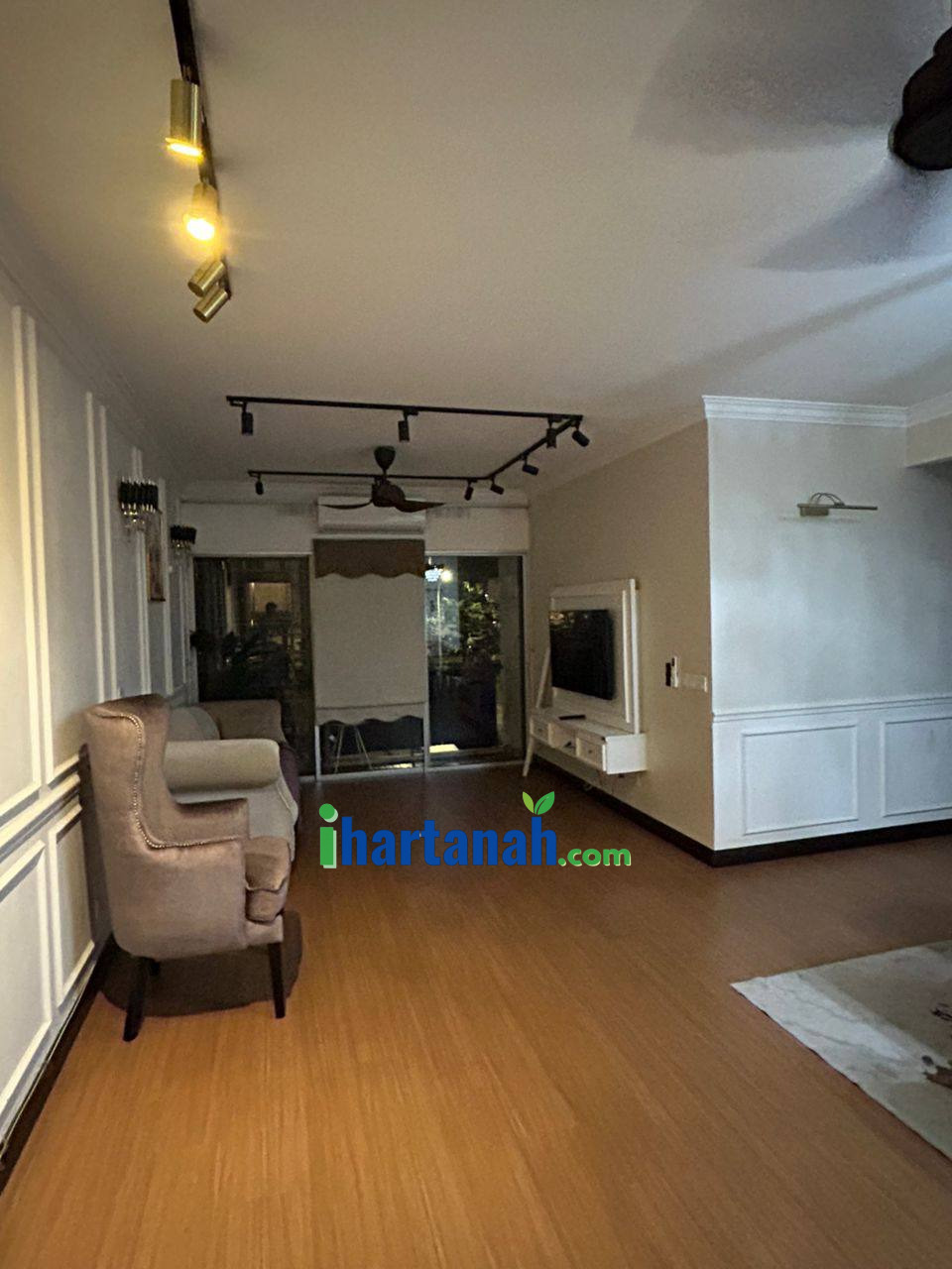 Apartment Seri Kasturi @ Setia Alam