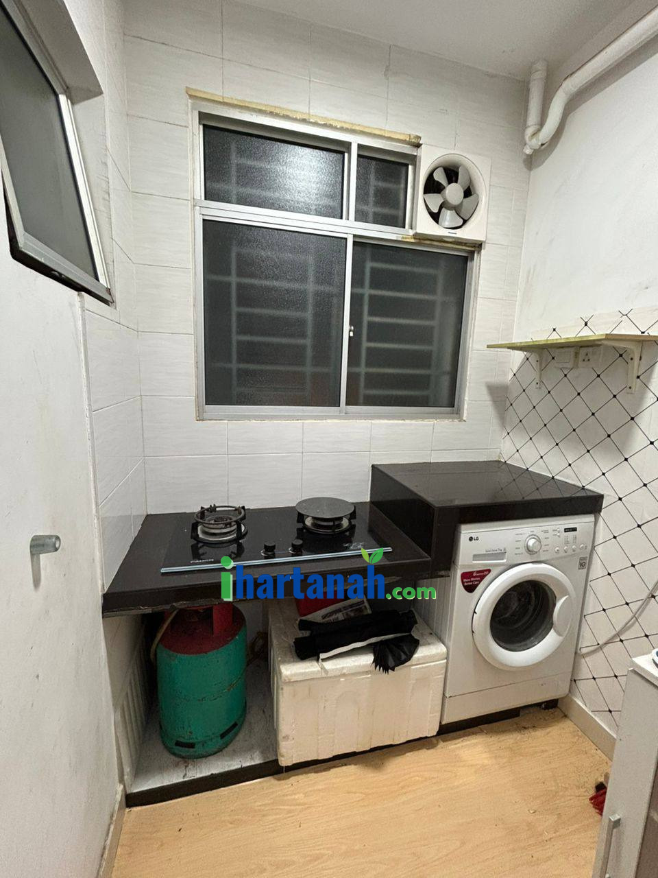 Apartment Seri Kasturi @ Setia Alam