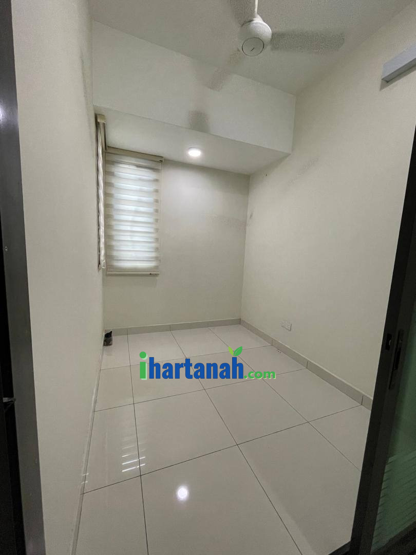 HUGE Double Storey Semi D Periwinkle Rimbayu