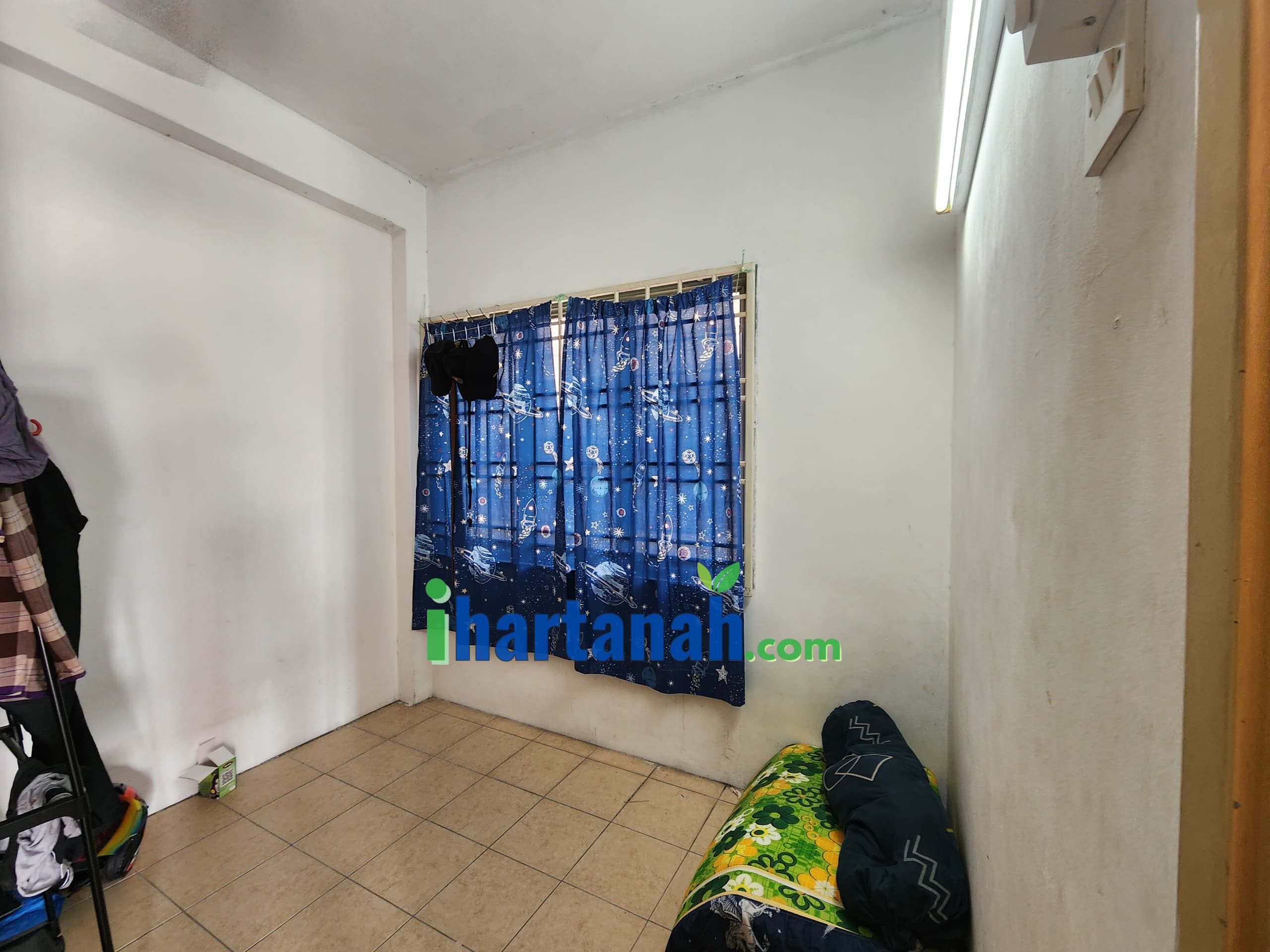 Balakong : Desa Ria Apartment
