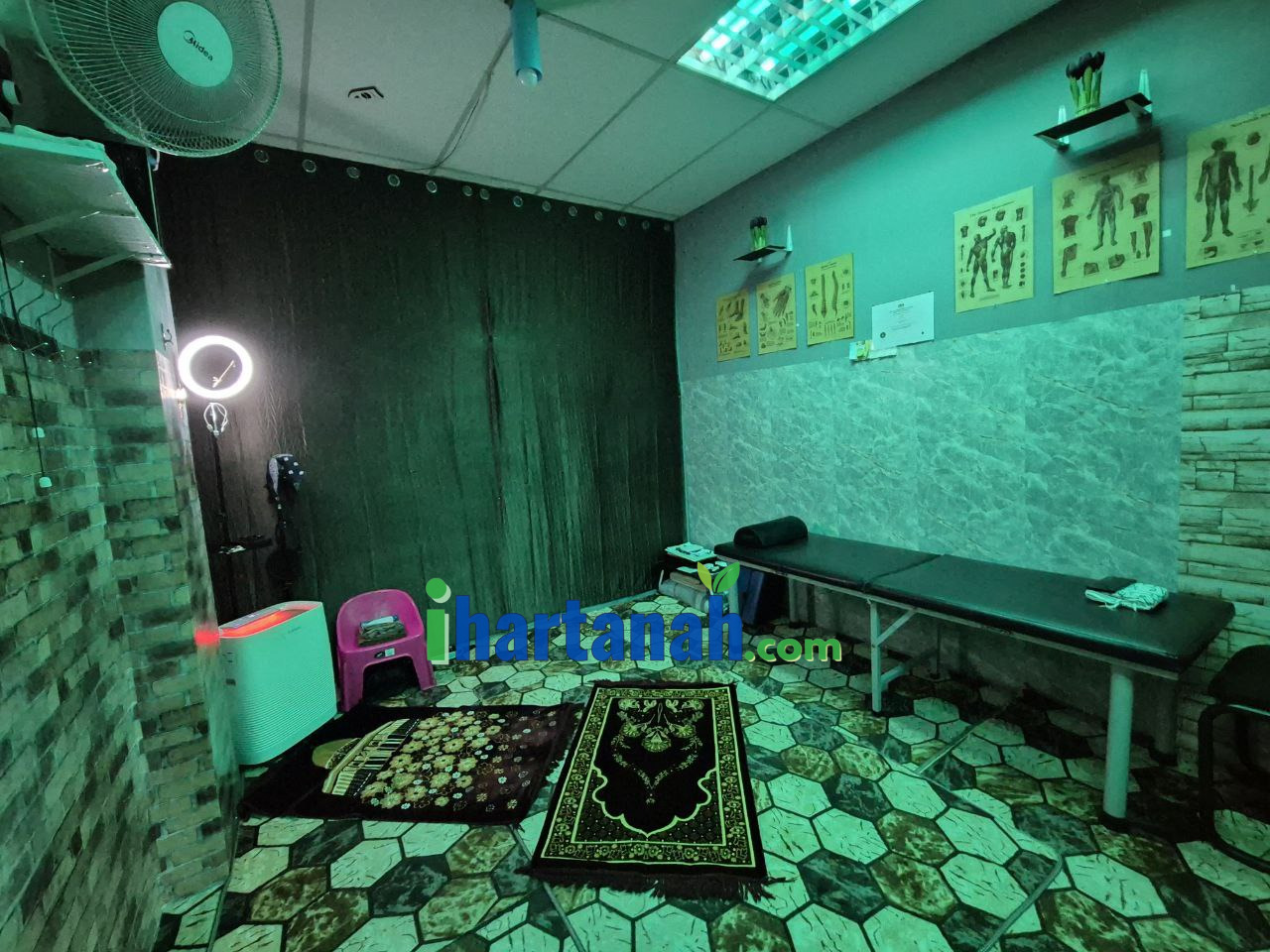 Dataran Otomobil Seksyen 15 Shah Alam.