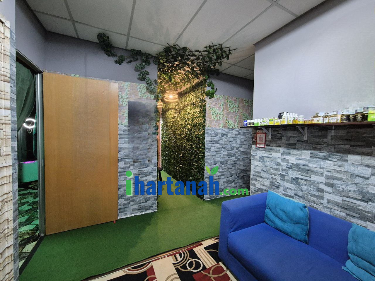 Dataran Otomobil Seksyen 15 Shah Alam.