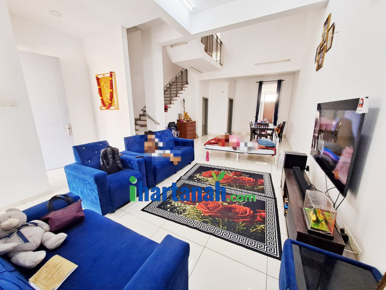 3 storey terrace.  Emerald @ Alam Impian.