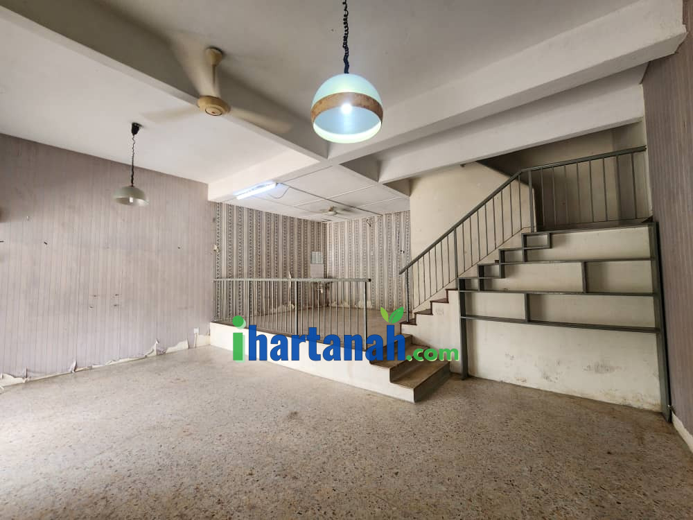 22x86 Non Bumi Teres 2 Tingkat Seksyen 11