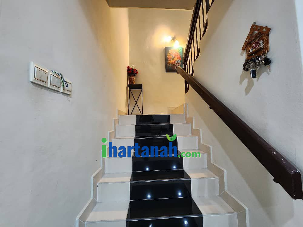 Renovated Double Storey Terrace Bandar Botanic Klang