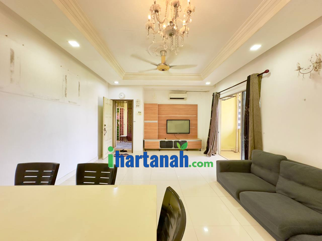 Kasuarina Apartment Bandar Botanik