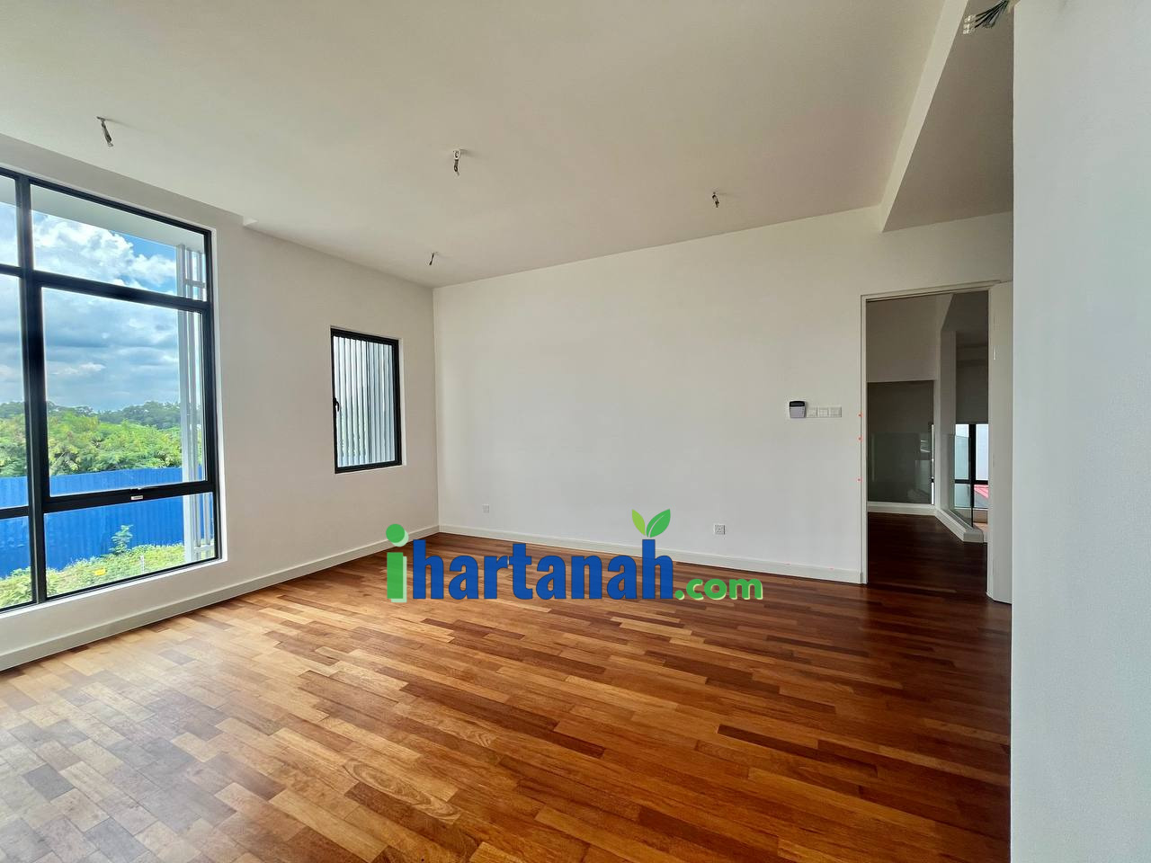 Broadleaf Residence Kota Kemuning, Shah Alam