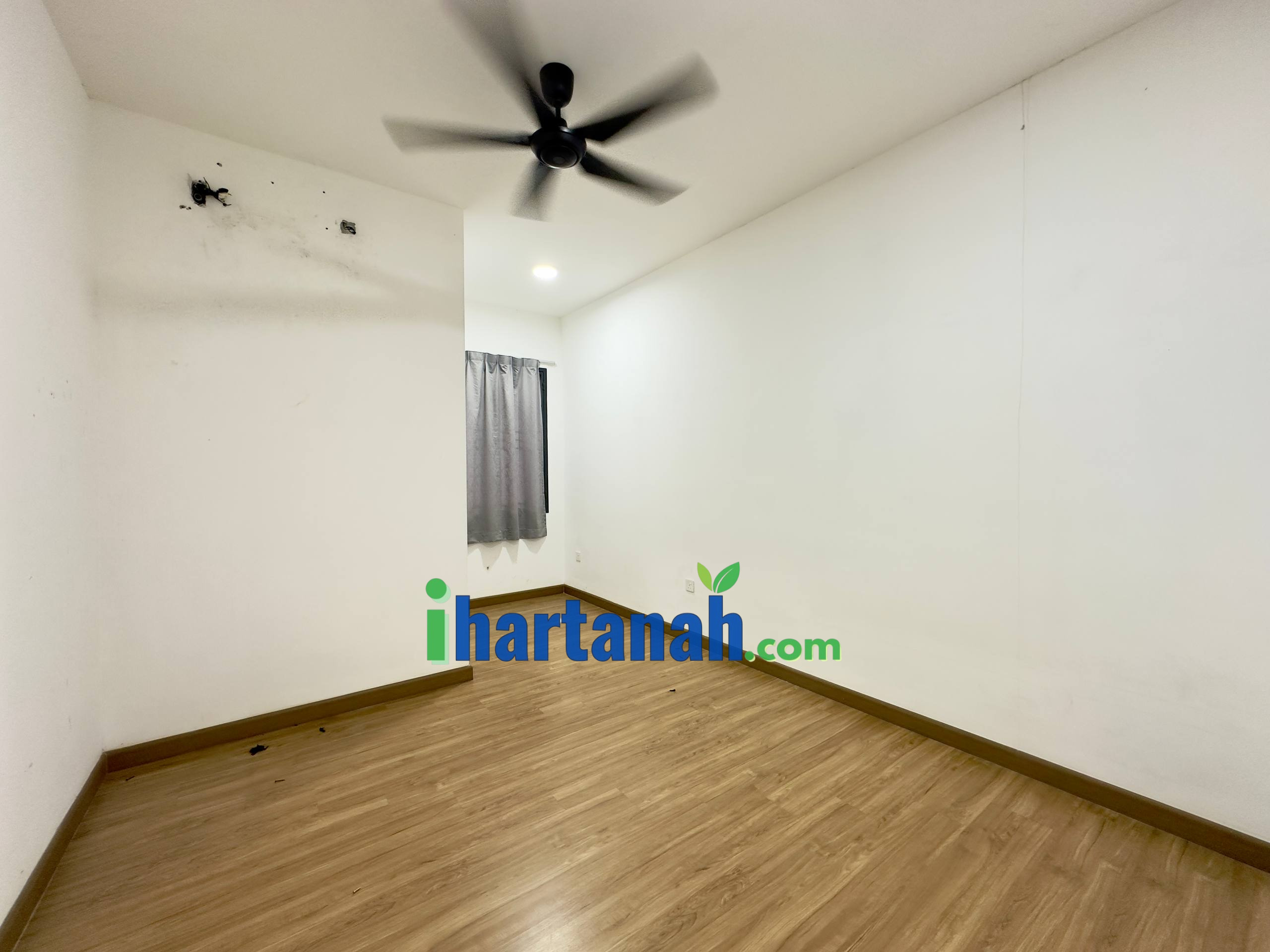 Elmina Green 5 U17 Shah Alam Superlink Double Storey