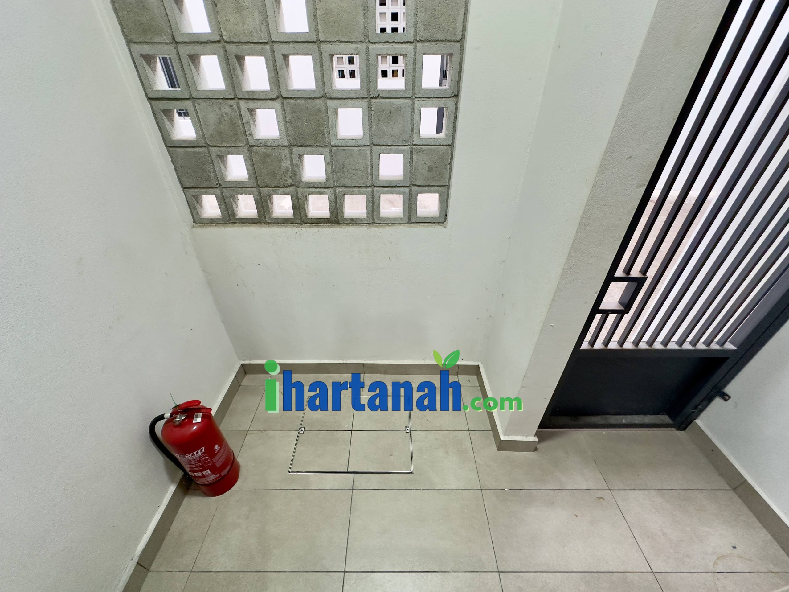 Elmina Green 5 U17 Shah Alam Superlink Double Storey