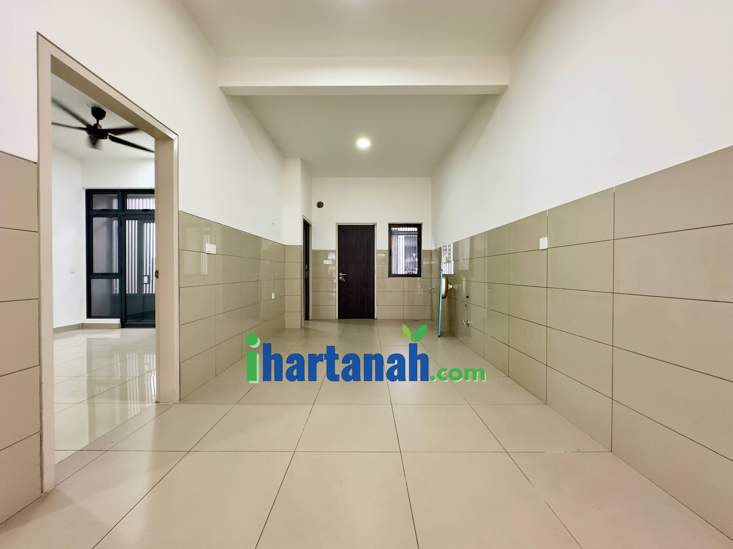 Elmina Green 5 U17 Shah Alam Superlink Double Storey