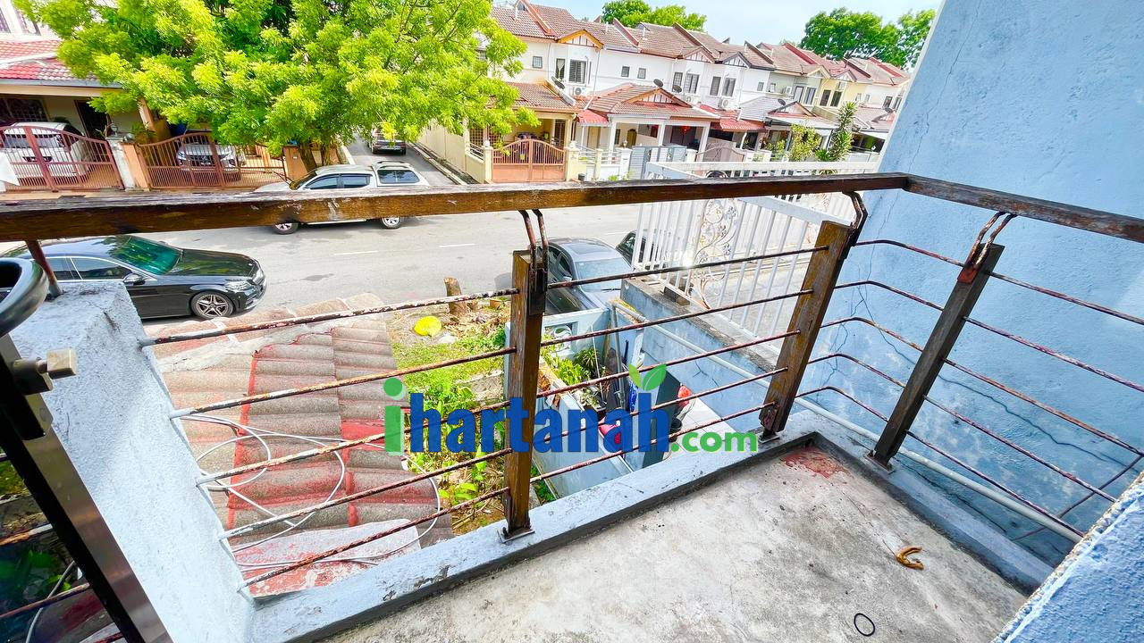 Taman Puchong Prima  FREEHOLD