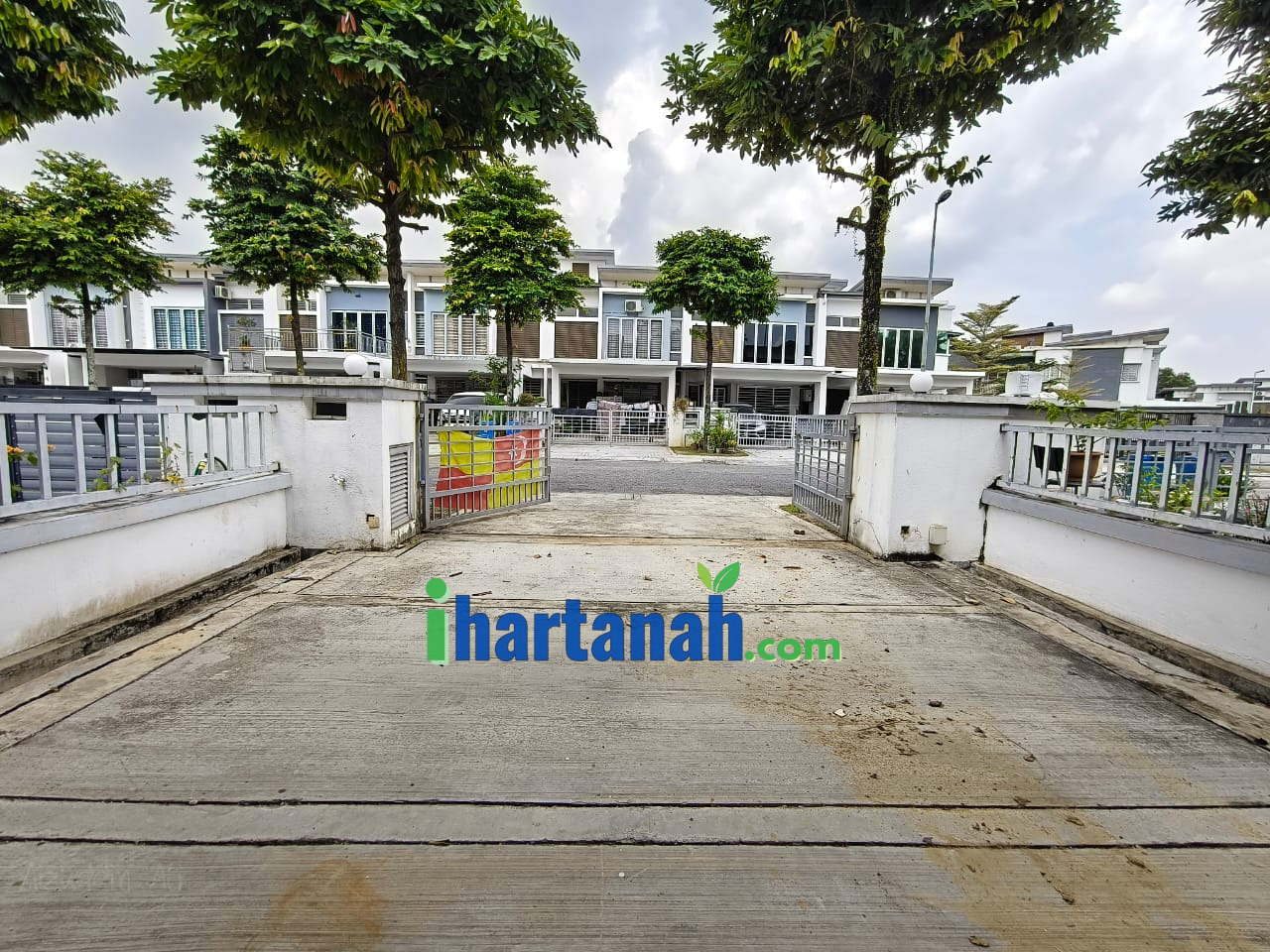 Shah Alam : Alam Impian Viola