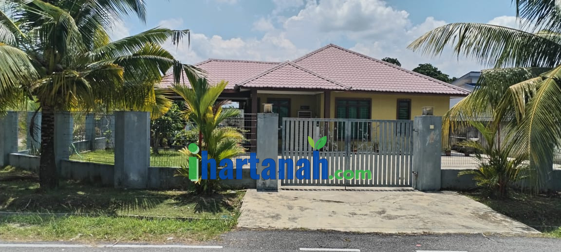 SS Banglo CORNER Lot