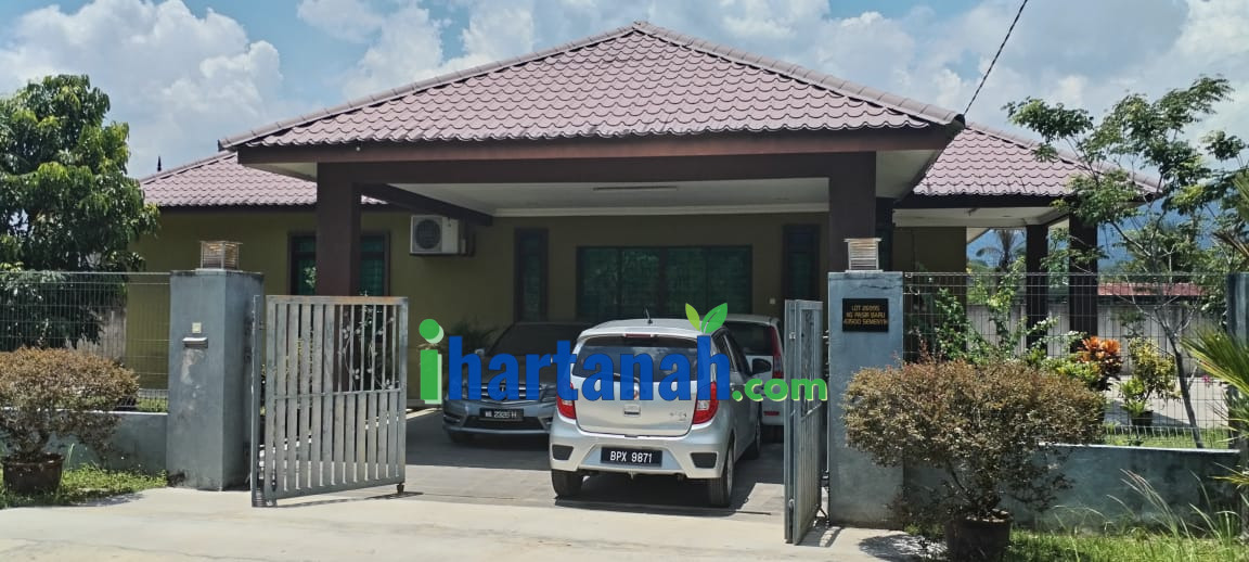 SS Banglo CORNER Lot