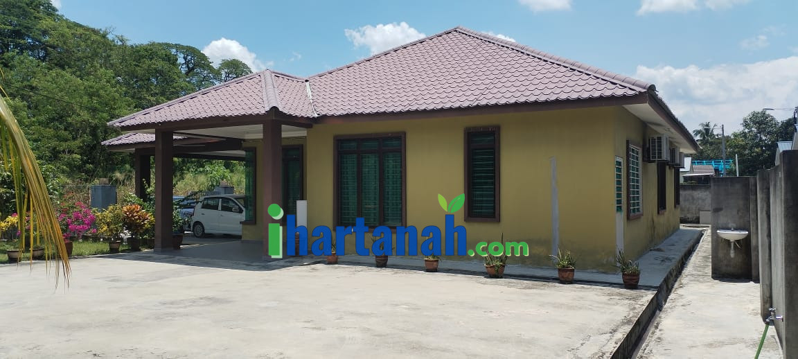 SS Banglo CORNER Lot