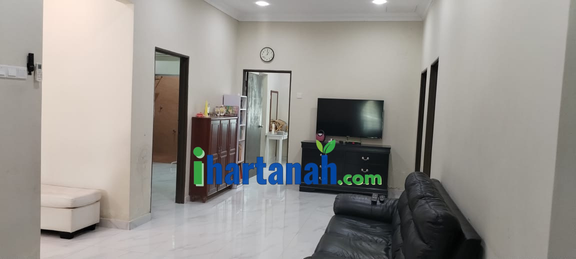 SS Banglo CORNER Lot