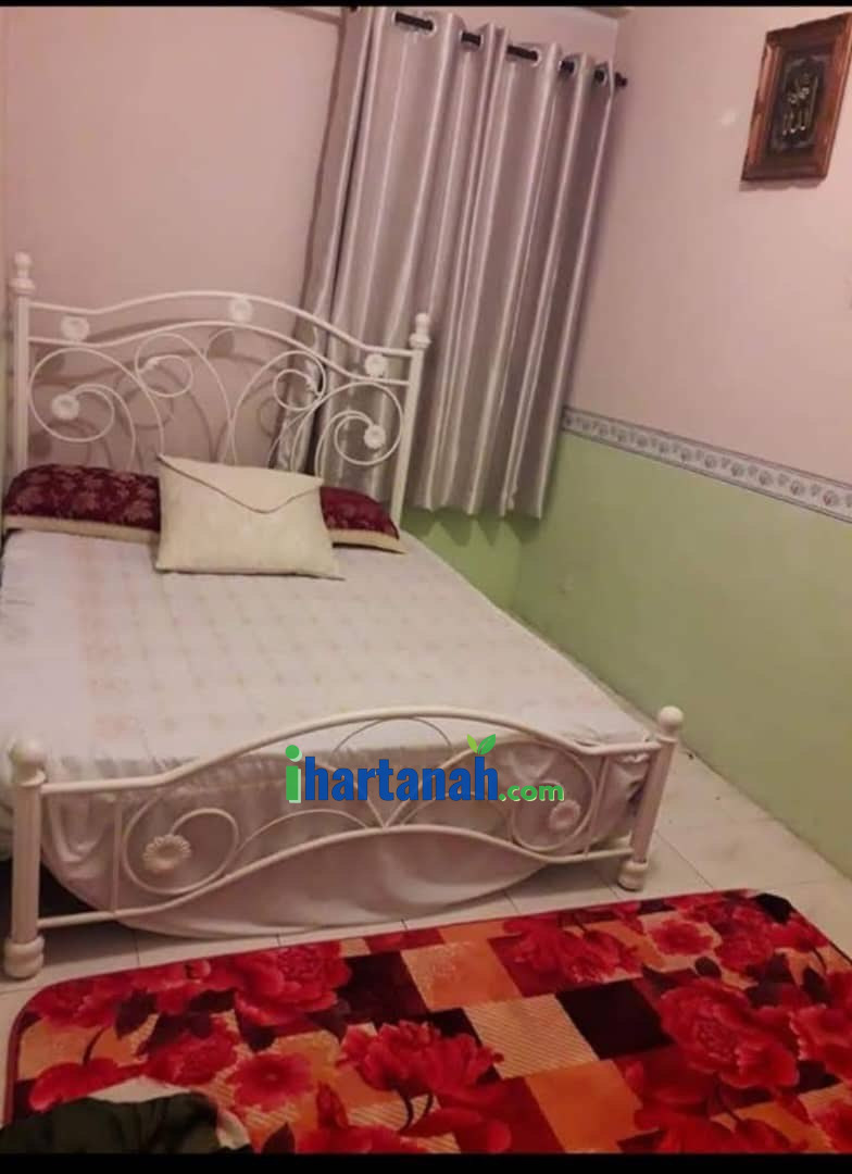 Klang, Amazing Height Apartment