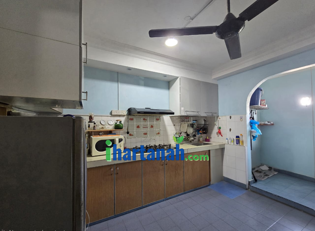 Flat PKNS