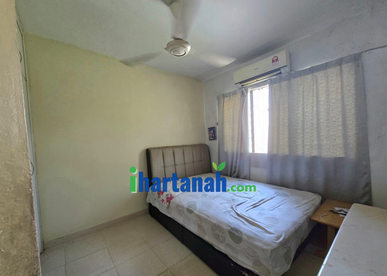 Flat PKNS