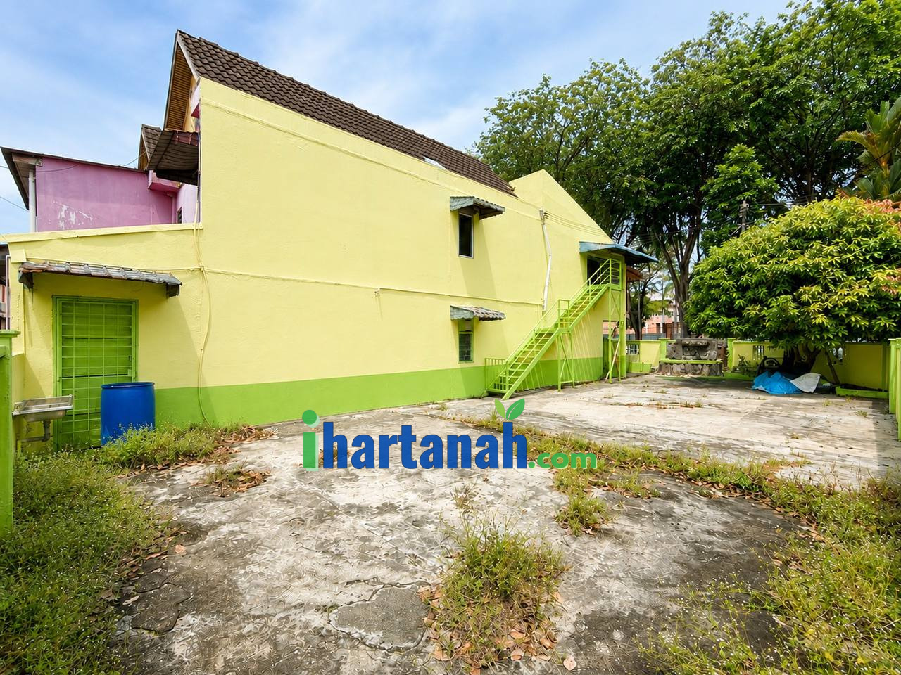 Shah Alam, Seksyen 19, Corner Lot 2 Storey Terrace
