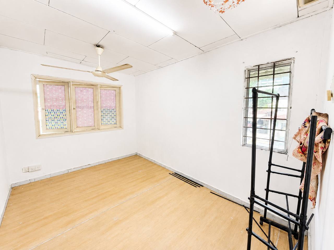 Shah Alam, Seksyen 19, Corner Lot 2 Storey Terrace