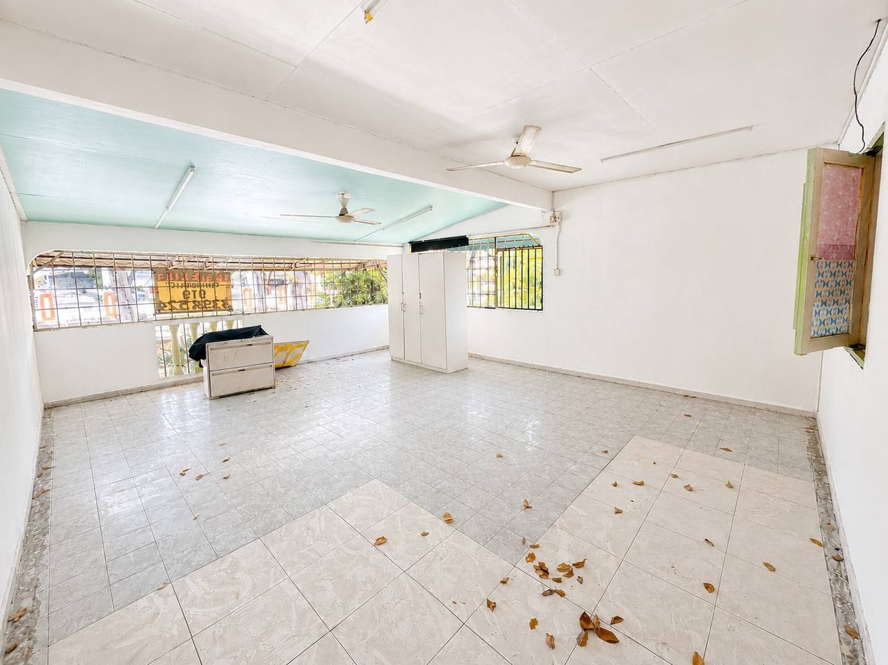 Shah Alam, Seksyen 19, Corner Lot 2 Storey Terrace
