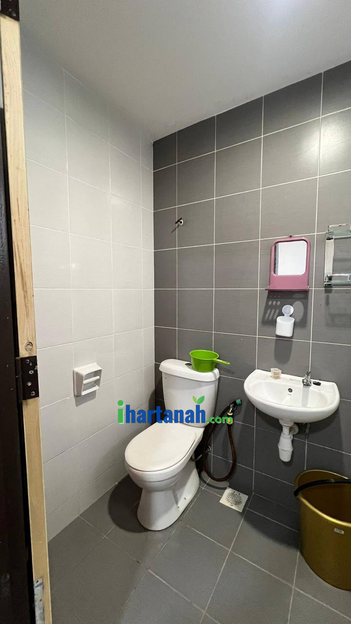 Sungai Buloh, Hibiscus 3, 2 Storey Terrace House