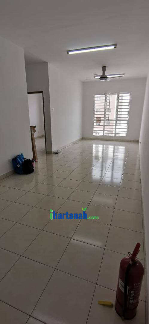 Klang, Azaria Apartments Parklands
