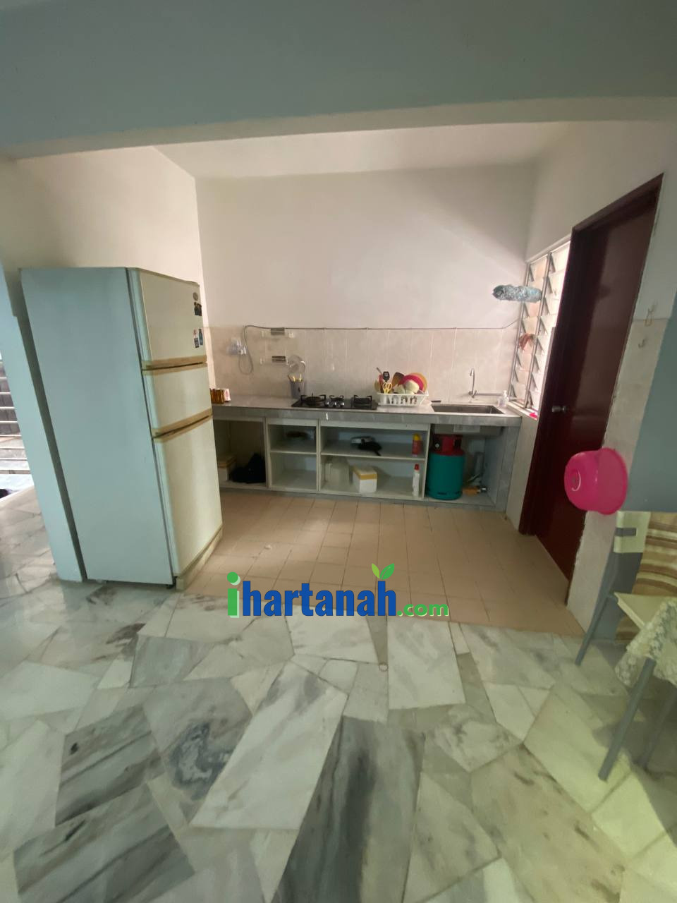 Bandar Puncak Alam, Blok Intan, Astana Alam Apartment 3