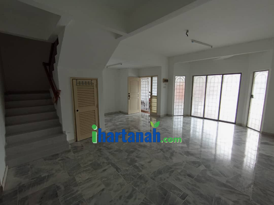 Shah Alam, Seksyen 7, 2 Storey (Intermediate)