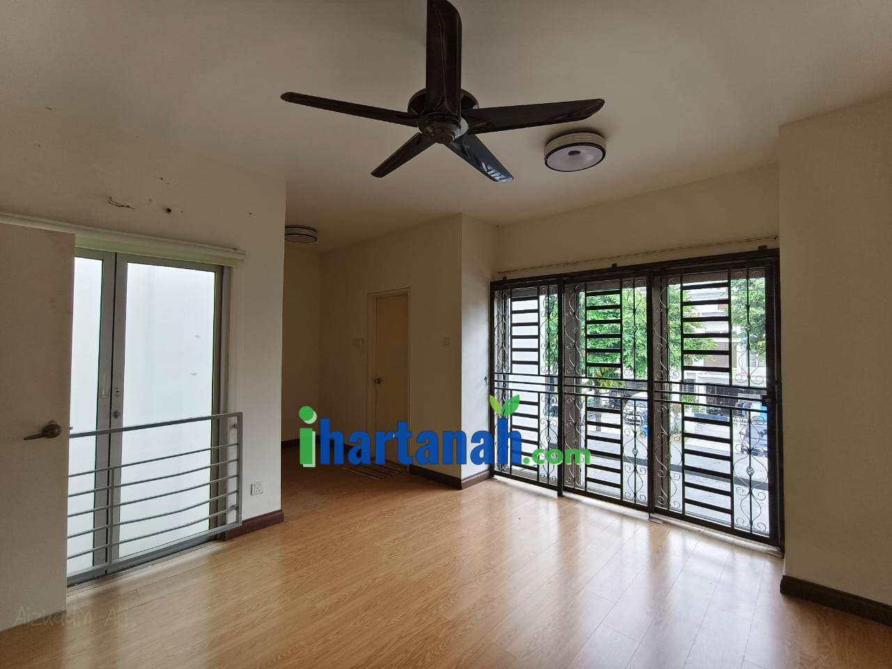 Shah Alam : Alam Impian Viola