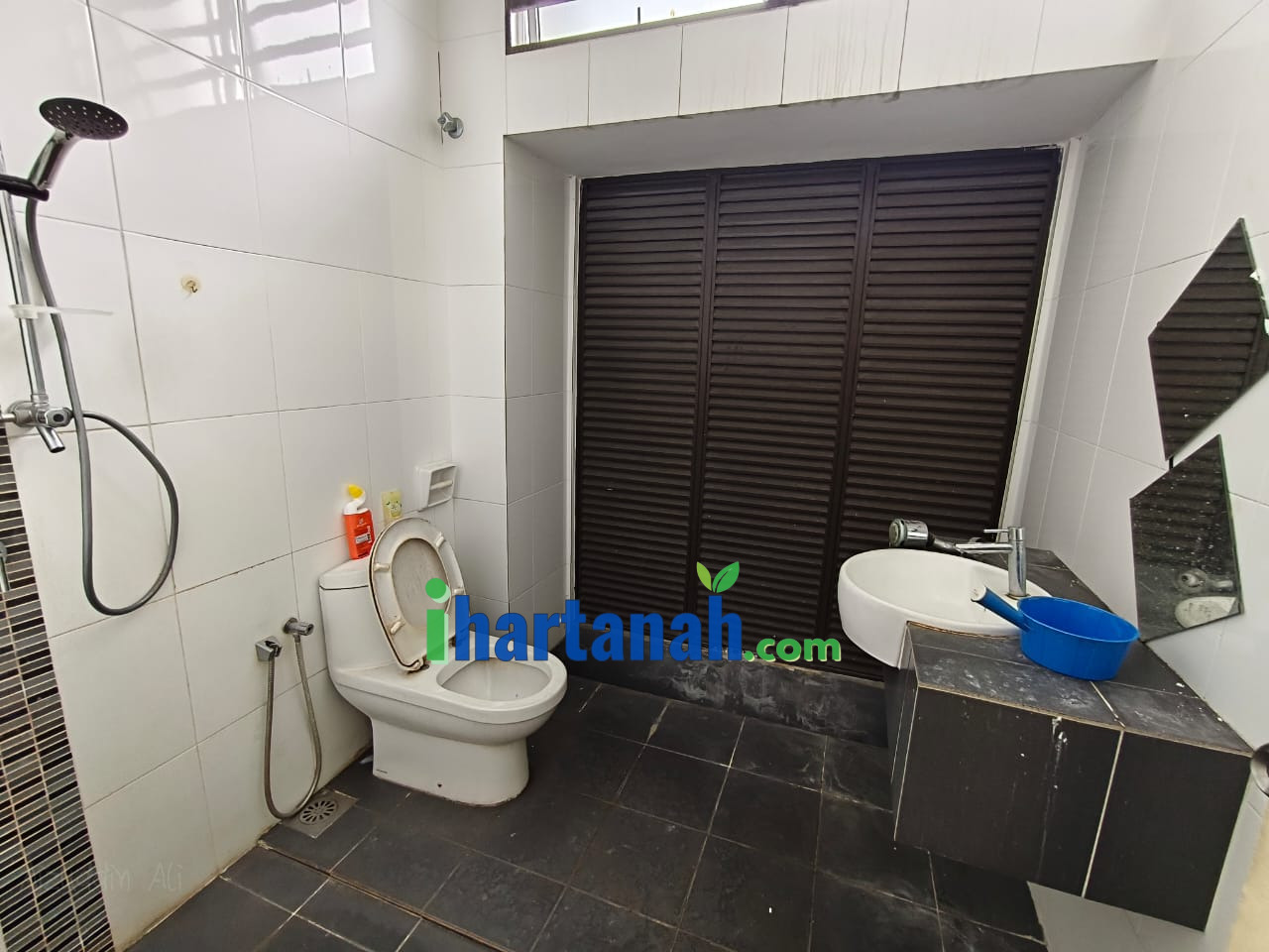 Shah Alam : Alam Impian Viola